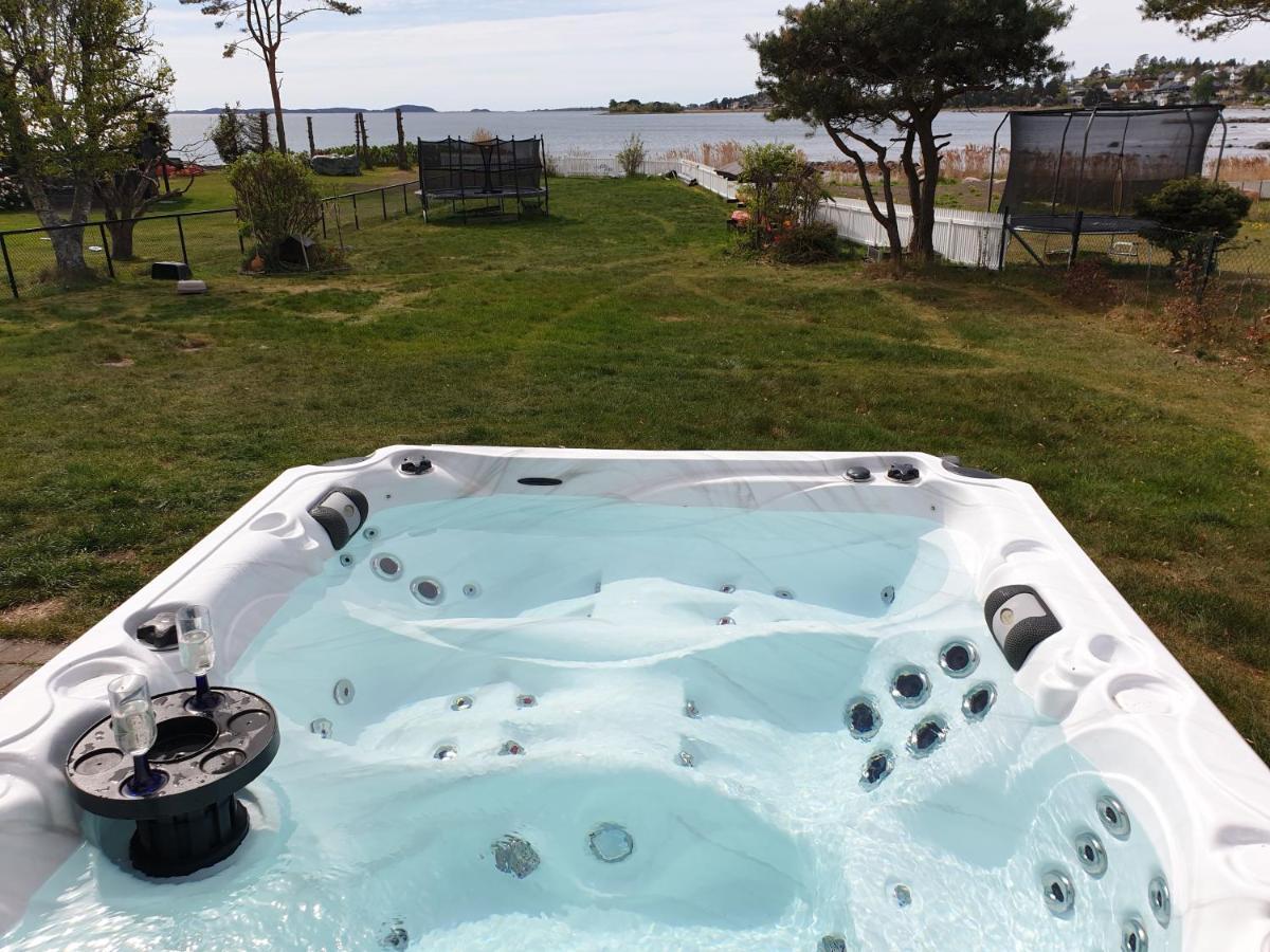 Beach Front Villa In Tonsberg Norway Only July 20-25 Exterior foto